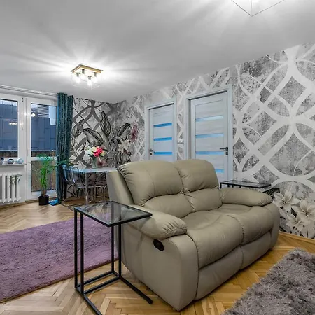 Central 2-Bedroom Apartment - Balcony, City View, Top Location - By Rentujemy Warszawa Zewnętrze zdjęcie